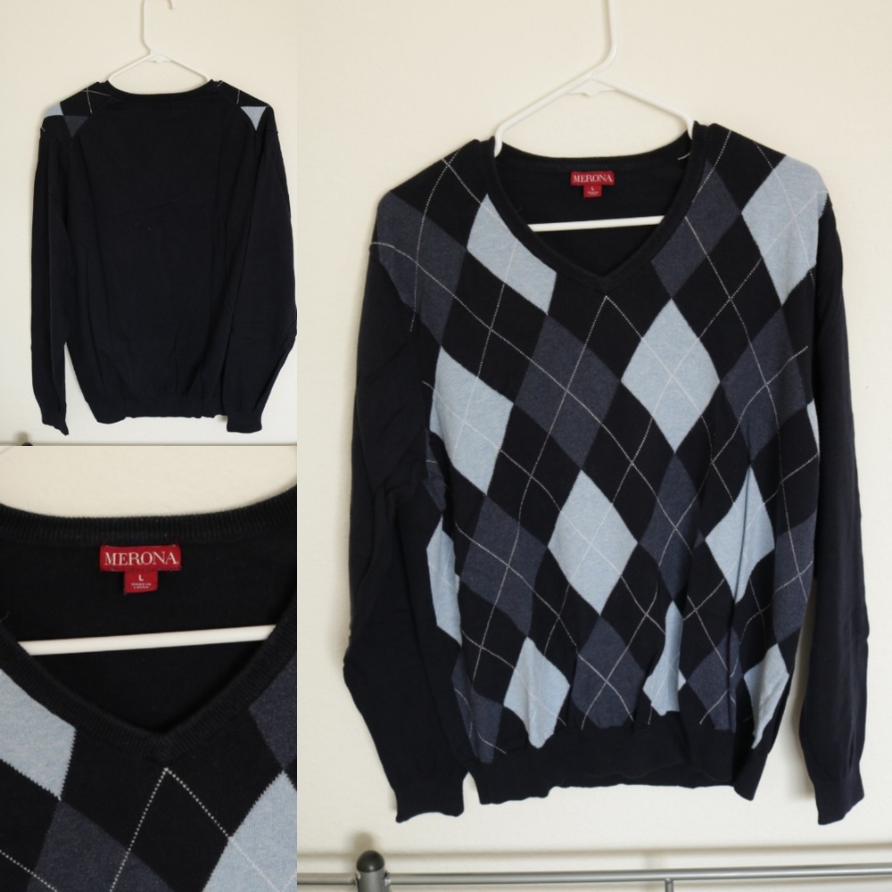 Merona blue crewneck argyle sweater